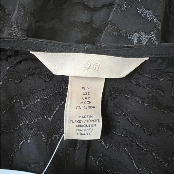 H&M Wrap Sateen Long Sleeve Dress Small NWT 100% Viscose - Picture 13 of 15